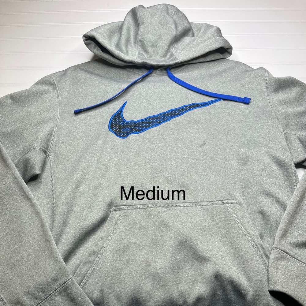 used nike sweatshirt